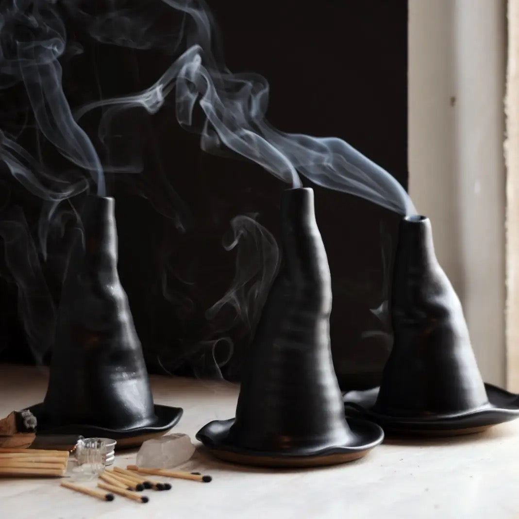 black-witch-hat-incense-burner3
