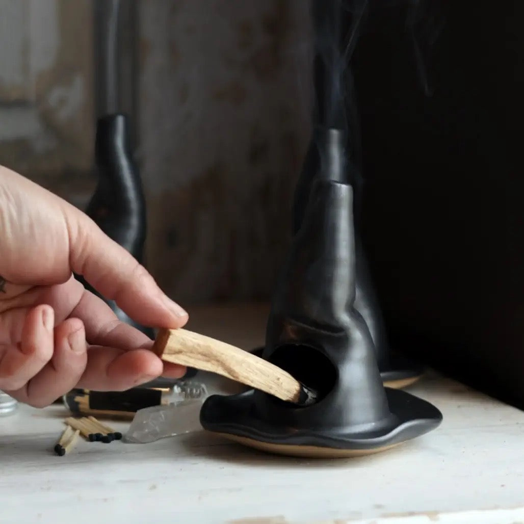 black-witch-hat-incense-burner2